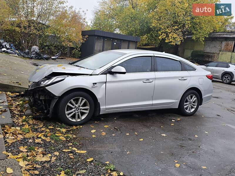 Hyundai Sonata 2015