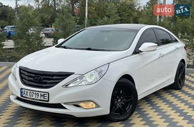 Седан Hyundai Sonata 2014 в 