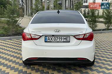 Седан Hyundai Sonata 2014 в 