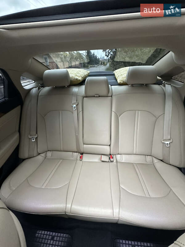 Седан Hyundai Sonata 2015 в Киеве