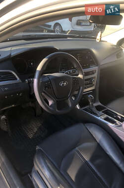 Седан Hyundai Sonata 2014 в 