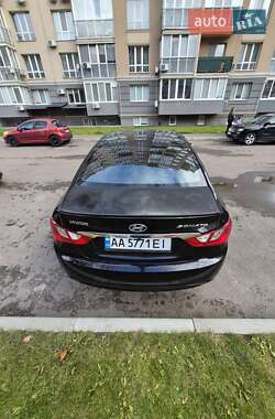 Седан Hyundai Sonata 2010 в 