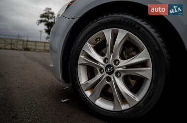 Седан Hyundai Sonata 2011 в 