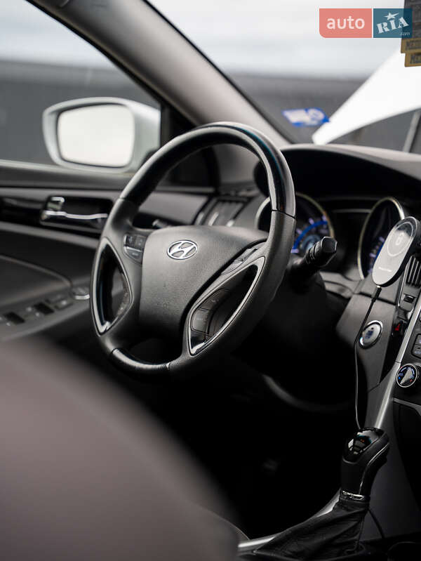 Седан Hyundai Sonata 2011 в Києві фото 26 Седан Hyundai Sonata 2011 в Києві