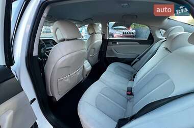 Седан Hyundai Sonata 2016 в Луцьку