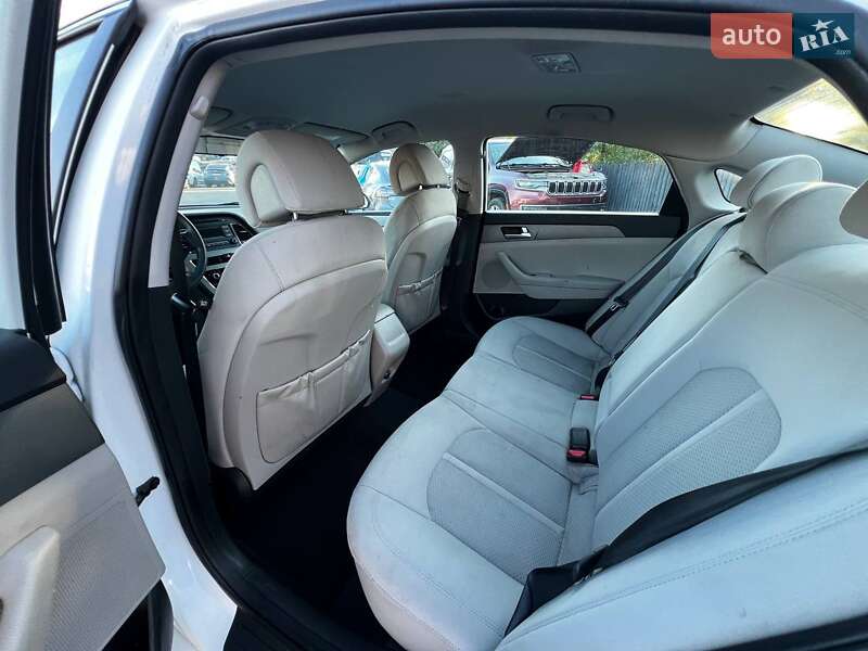 Седан Hyundai Sonata 2016 в Луцьку