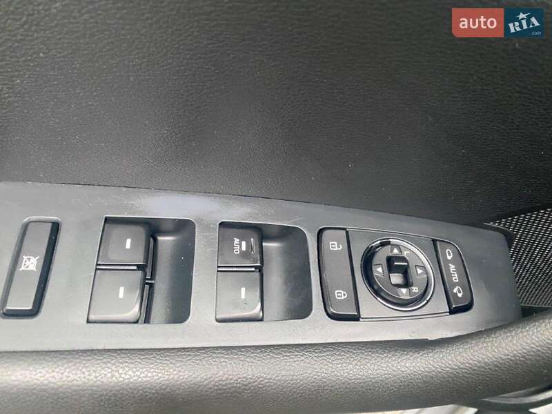 Седан Hyundai Sonata 2018 в Киеве фото 7 Седан Hyundai Sonata 2018 в Киеве