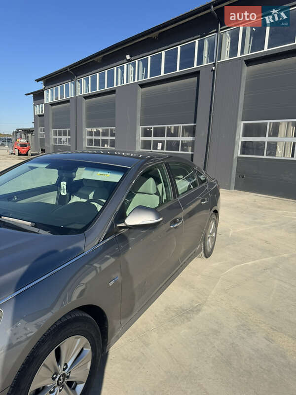 Седан Hyundai Sonata 2018 в Львове фото 4 Седан Hyundai Sonata 2018 в Львове