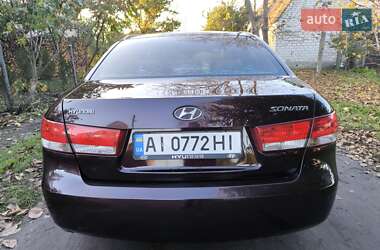 Седан Hyundai Sonata 2006 в  фото 7 Седан Hyundai Sonata 2006 в