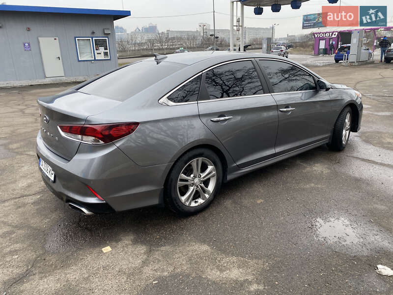 Седан Hyundai Sonata 2018 в Киеве