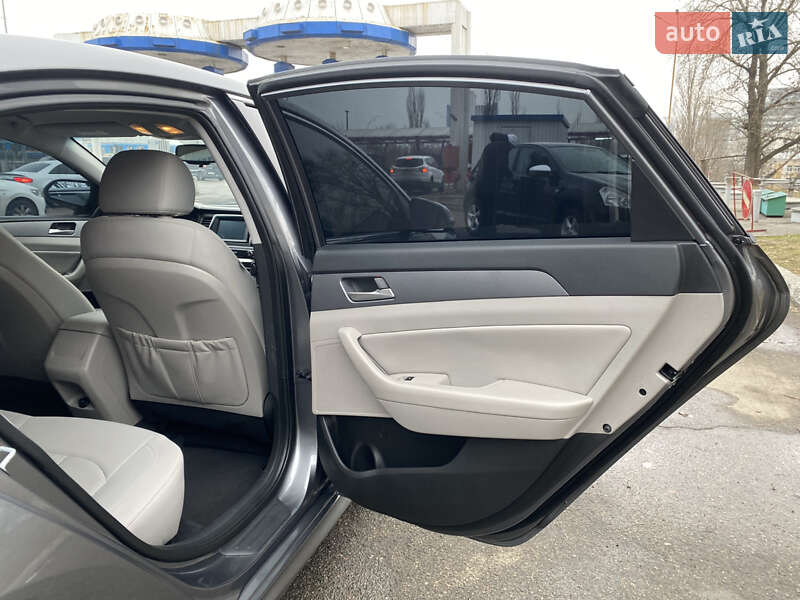 Седан Hyundai Sonata 2018 в Киеве