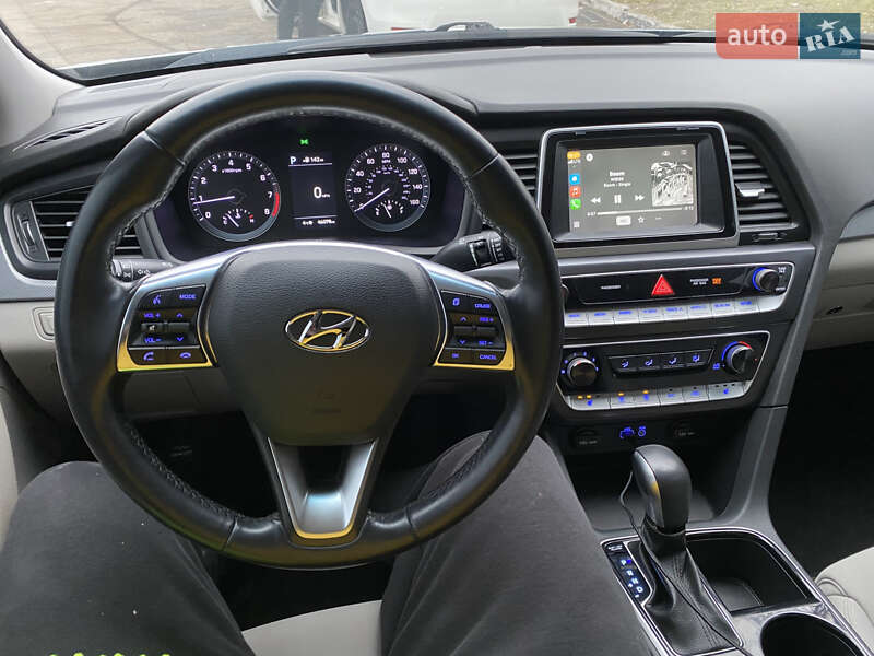 Седан Hyundai Sonata 2018 в Киеве