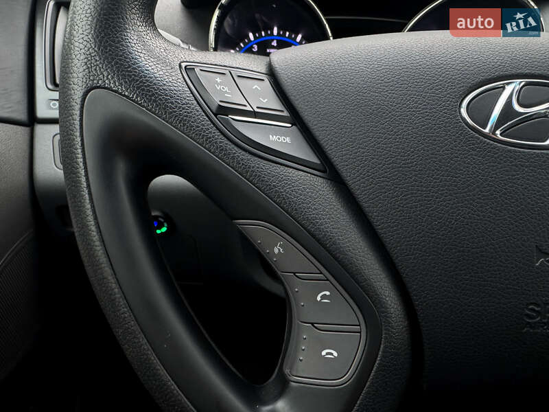 Седан Hyundai Sonata 2012 в Киеве