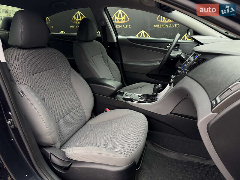 Седан Hyundai Sonata 2012 в Киеве