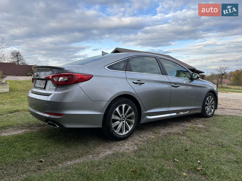 Седан Hyundai Sonata 2014 в Жовкве
