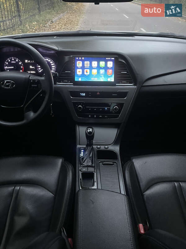 Седан Hyundai Sonata 2016 в Киеве