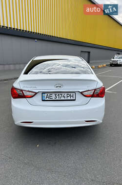 Седан Hyundai Sonata 2011 в 