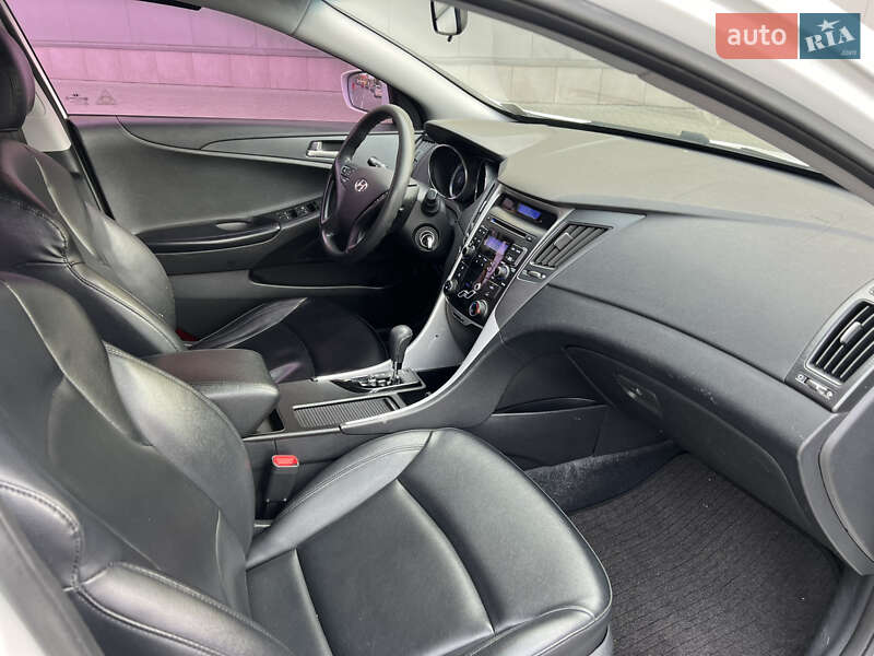 Седан Hyundai Sonata 2011 в Києві
