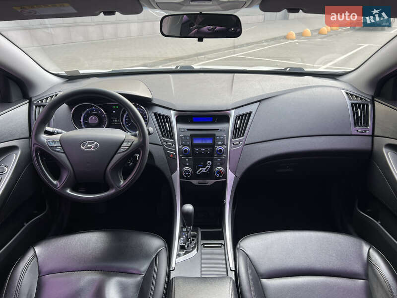 Седан Hyundai Sonata 2011 в Києві