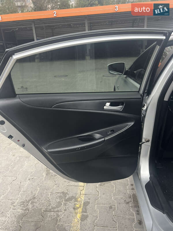Седан Hyundai Sonata 2011 в Тернополе
