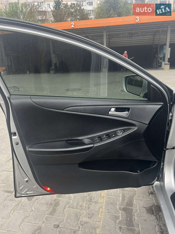 Седан Hyundai Sonata 2011 в Тернополе