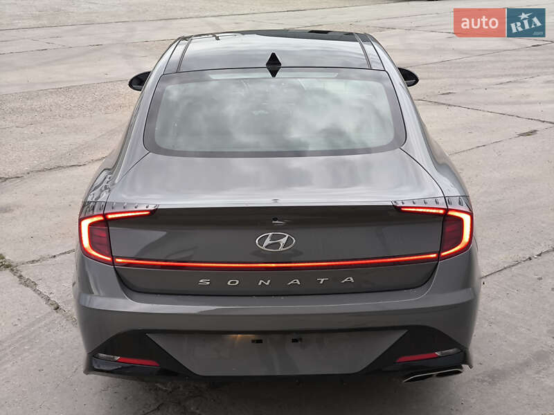 Седан Hyundai Sonata 2022 в Львове