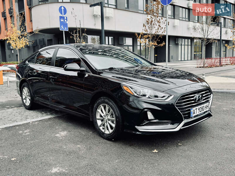 Седан Hyundai Sonata 2018 в Киеве фото Седан Hyundai Sonata 2018 в Киеве