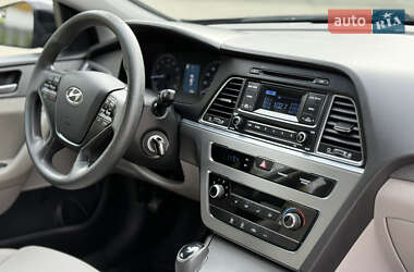 Седан Hyundai Sonata 2014 в 