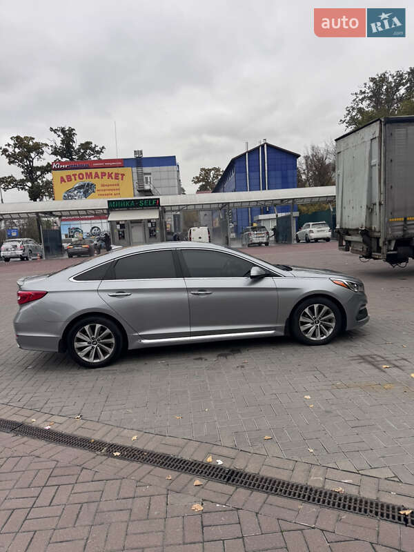 Седан Hyundai Sonata 2015 в Киеве фото 10 Седан Hyundai Sonata 2015 в Киеве