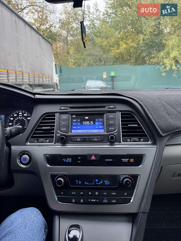 Седан Hyundai Sonata 2015 в Киеве фото 21 Седан Hyundai Sonata 2015 в Киеве