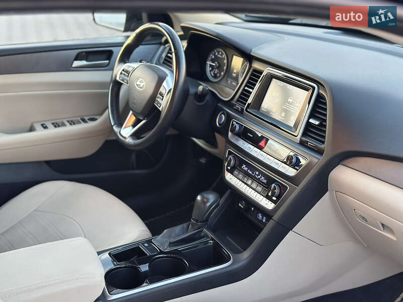 Седан Hyundai Sonata 2018 в Киеве фото 19 Седан Hyundai Sonata 2018 в Киеве