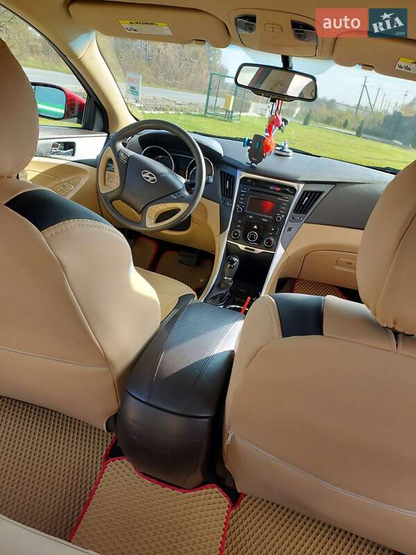 Седан Hyundai Sonata 2014 в Бережанах