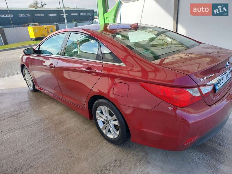 Седан Hyundai Sonata 2014 в Бережанах