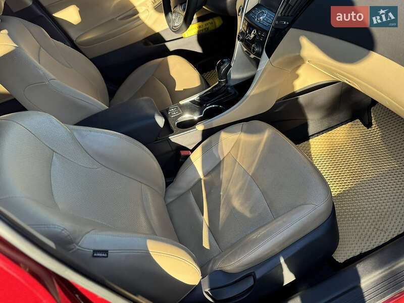 Седан Hyundai Sonata 2011 в Одессе