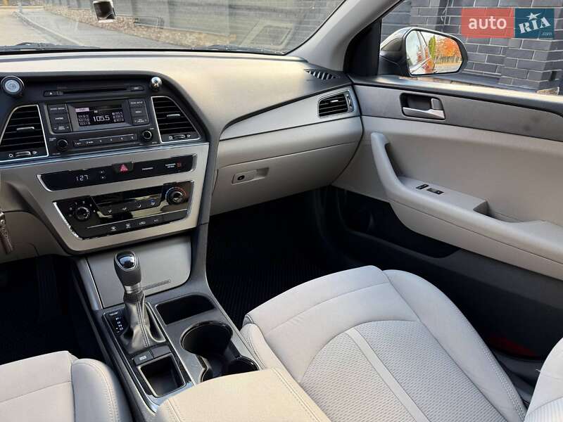 Седан Hyundai Sonata 2016 в Киеве фото 20 Седан Hyundai Sonata 2016 в Киеве