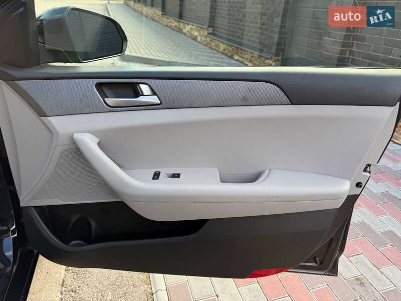 Седан Hyundai Sonata 2016 в Киеве фото 31 Седан Hyundai Sonata 2016 в Киеве