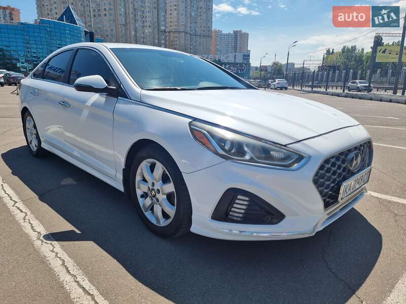 Седан Hyundai Sonata 2018 в Киеве фото 26 Седан Hyundai Sonata 2018 в Киеве