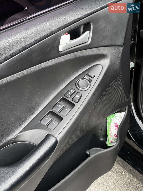Седан Hyundai Sonata 2013 в Киеве фото 15 Седан Hyundai Sonata 2013 в Киеве