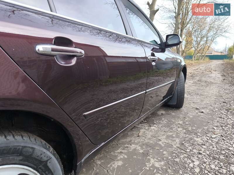 Седан Hyundai Sonata 2006 в Казатине