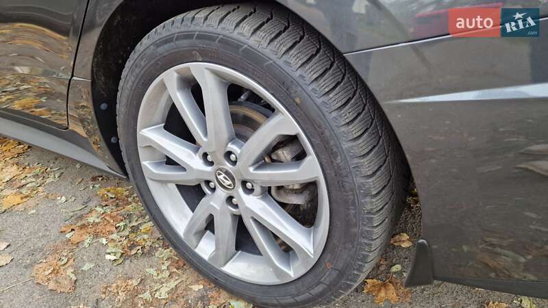 Седан Hyundai Sonata 2022 в Киеве