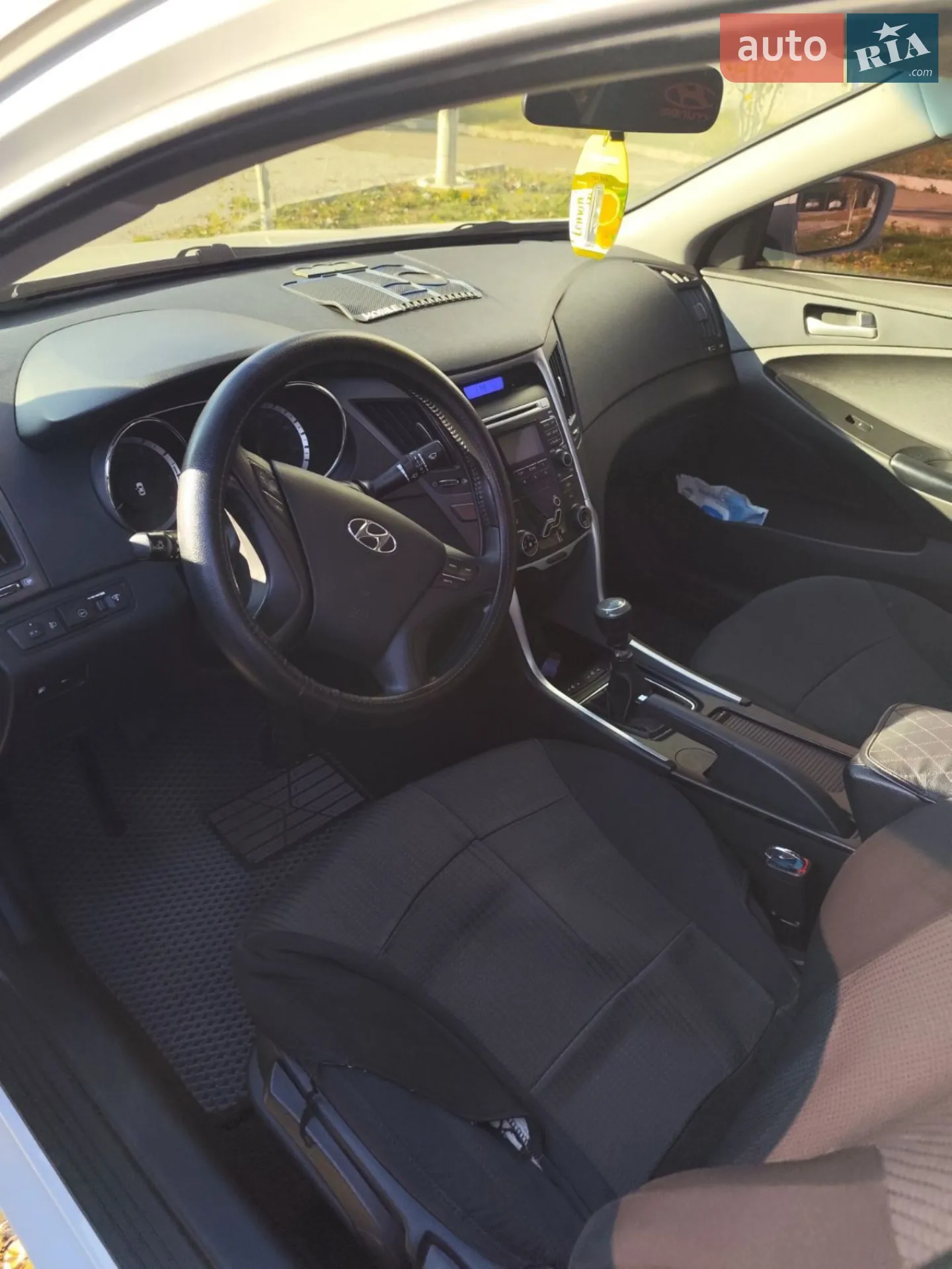 2012 Hyundai Sonata - мініатюра 12