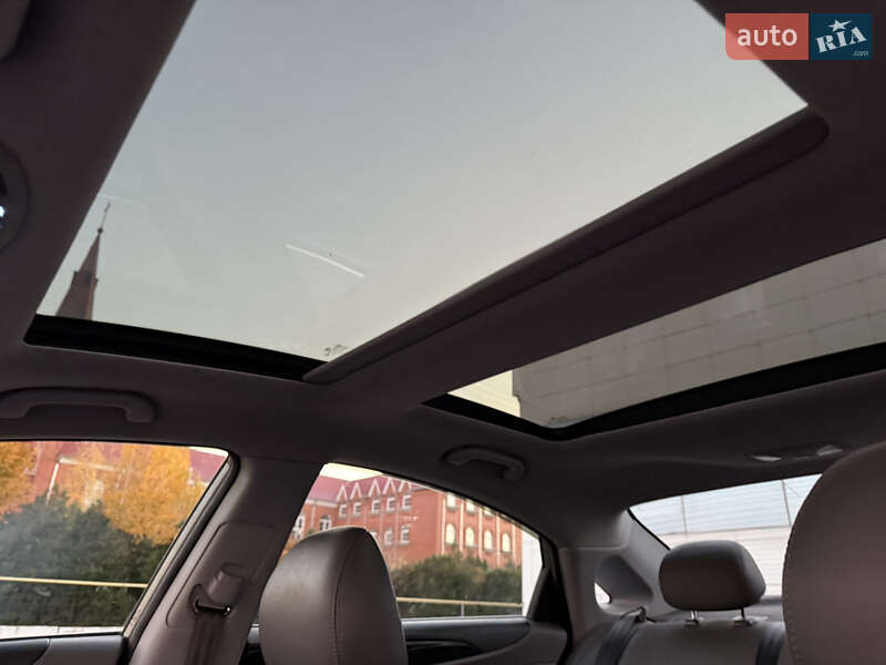 Седан Hyundai Sonata 2014 в Белгороде-Днестровском фото 11 Седан Hyundai Sonata 2014 в Белгороде-Днестровском