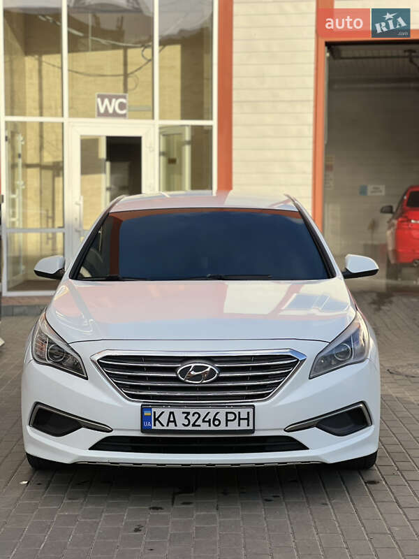Седан Hyundai Sonata 2015 в Сумах фото Седан Hyundai Sonata 2015 в Сумах