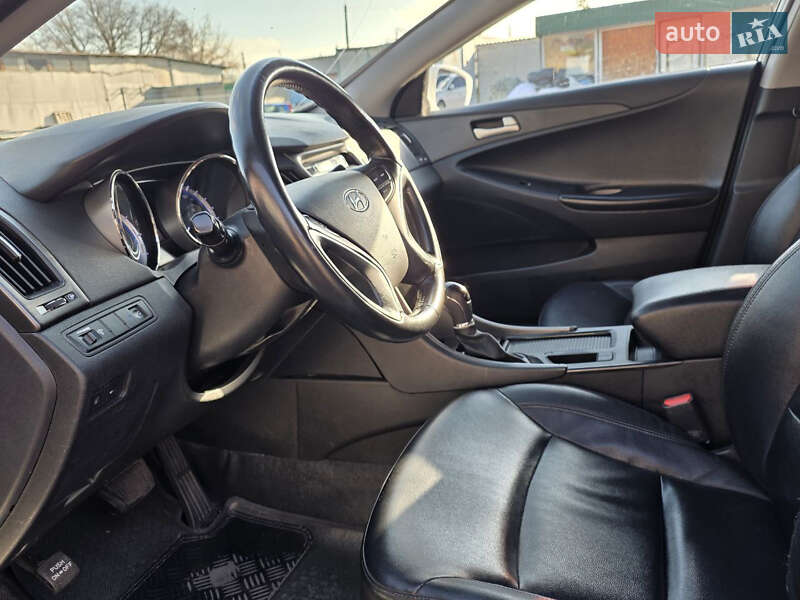 Седан Hyundai Sonata 2014 в Киеве фото 11 Седан Hyundai Sonata 2014 в Киеве