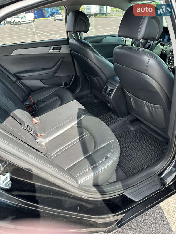 Седан Hyundai Sonata 2016 в Киеве