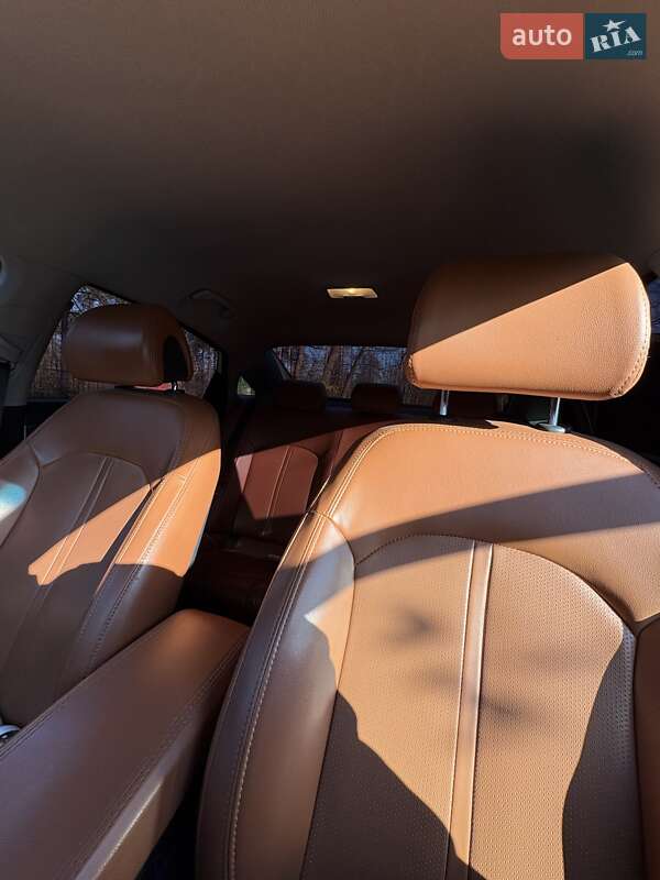 Седан Hyundai Sonata 2015 в Киеве