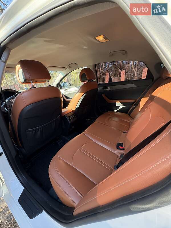 Седан Hyundai Sonata 2015 в Киеве