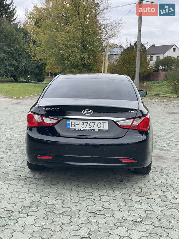 Седан Hyundai Sonata 2014 в Дубно