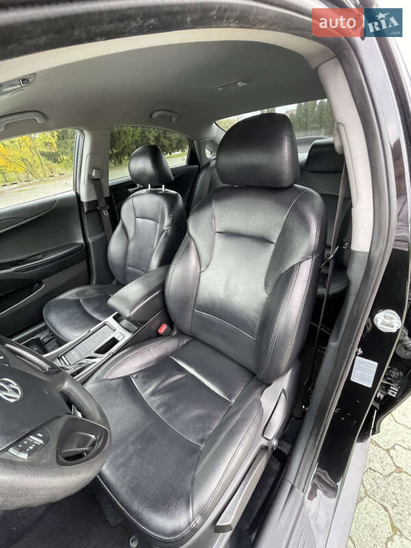 Седан Hyundai Sonata 2014 в Дубно