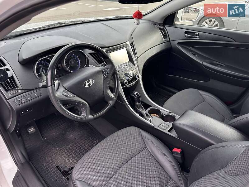 Седан Hyundai Sonata 2013 в Киеве фото 15 Седан Hyundai Sonata 2013 в Киеве